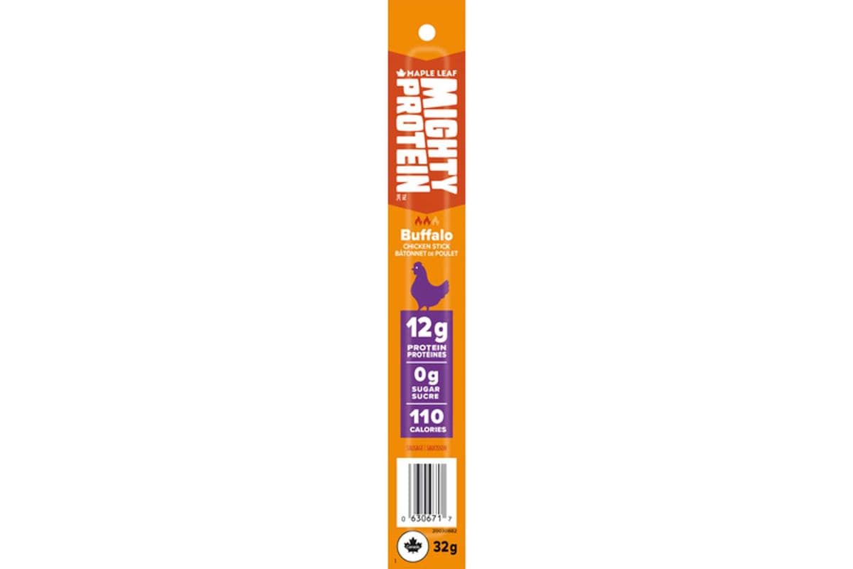 Maple Leaf Mighty Protein Chicken Sticks Buffalo (32 g)