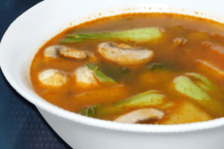 701. Thai-Style Tom Yum Soup - Sup Tom Yum Kieu Thai Lan