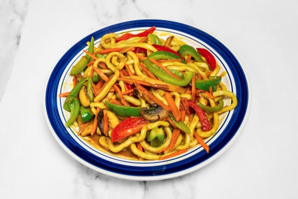 F4. Curry Chow Mein