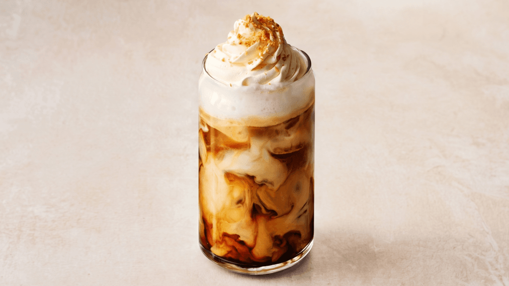 Banana Coconut Iced Latte / Latte glacé banane-coco