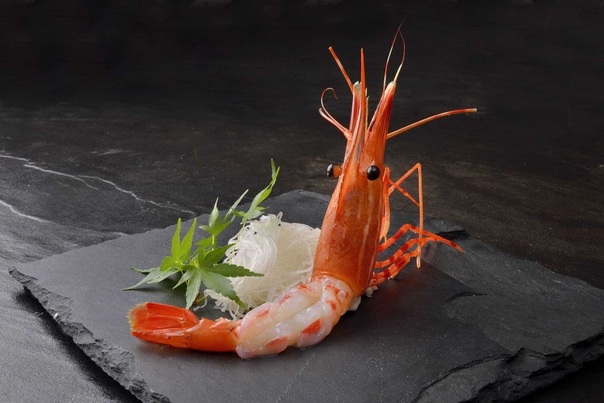 102. Botan Sashimi (3 pcs)