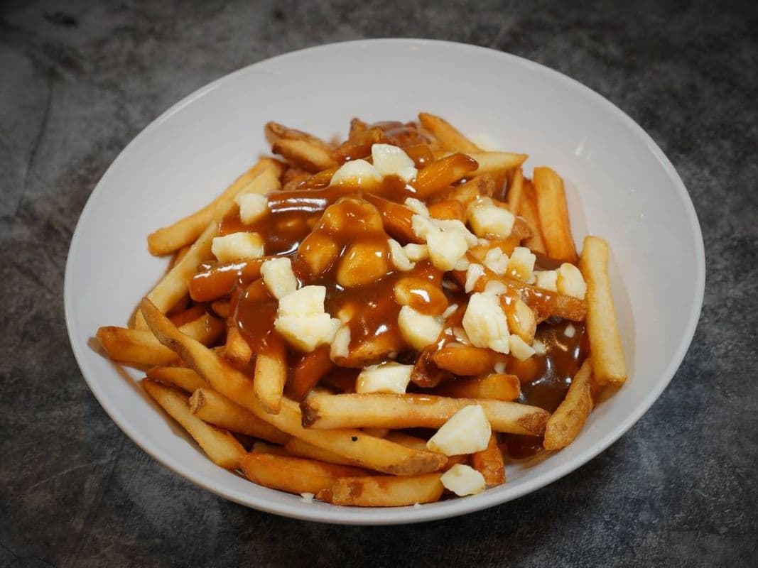 REGULAR POUTINE