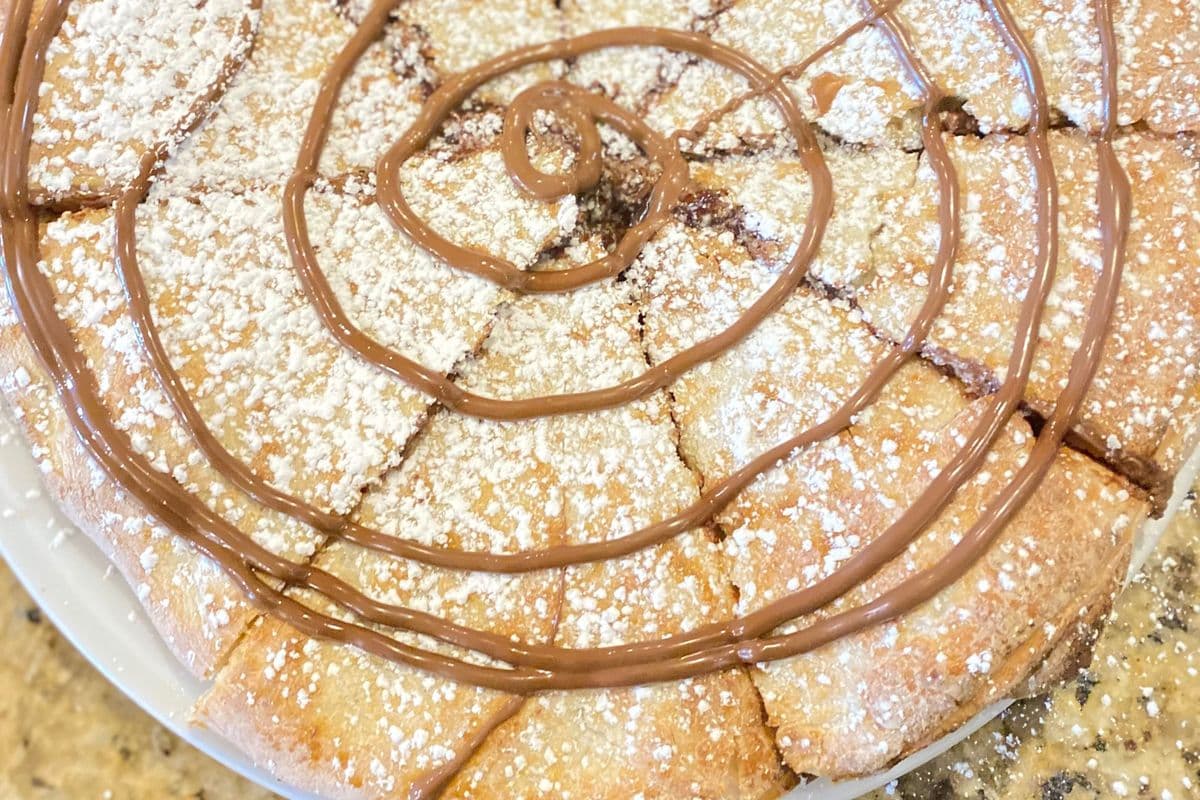 Nutella Pizza