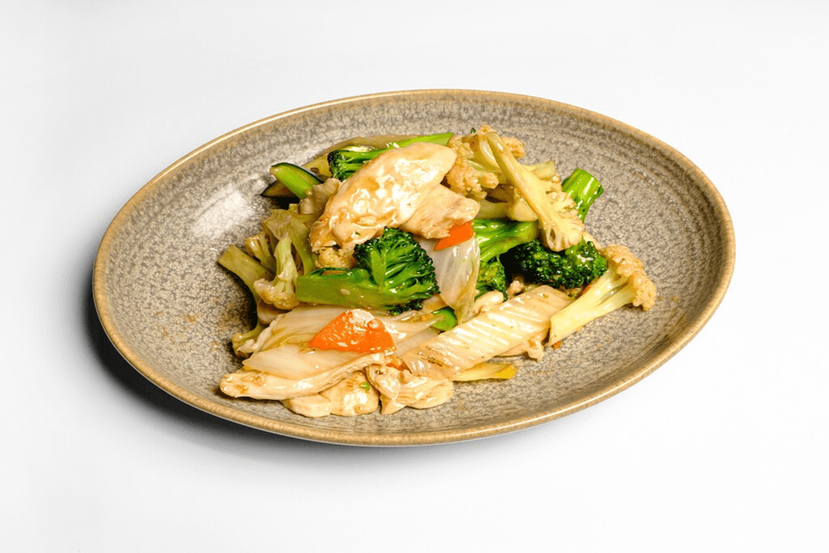 F1. Chicken Chop Suey