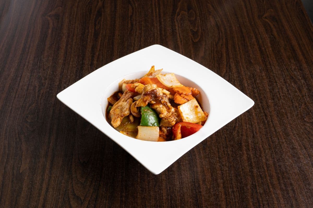 Roasted cashew nuts with chicken
