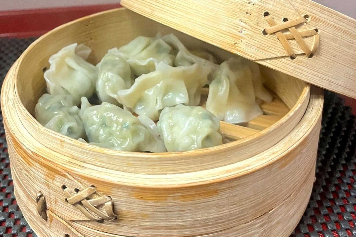 A1b. Steamed Dumplings (10 pcs)