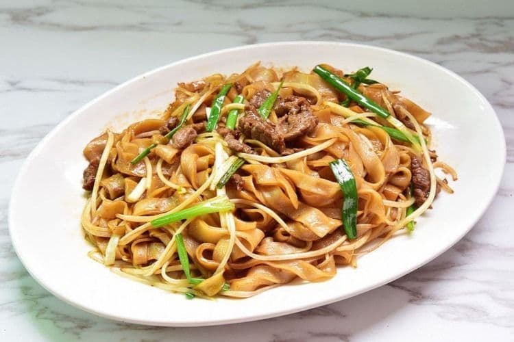 Beef Ho-Fun (Flat Noodles)