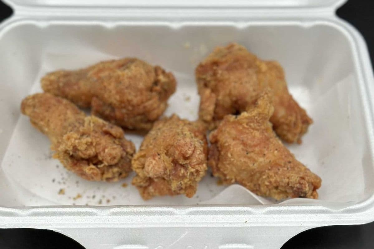 133 Chicken Wings (5 pcs)