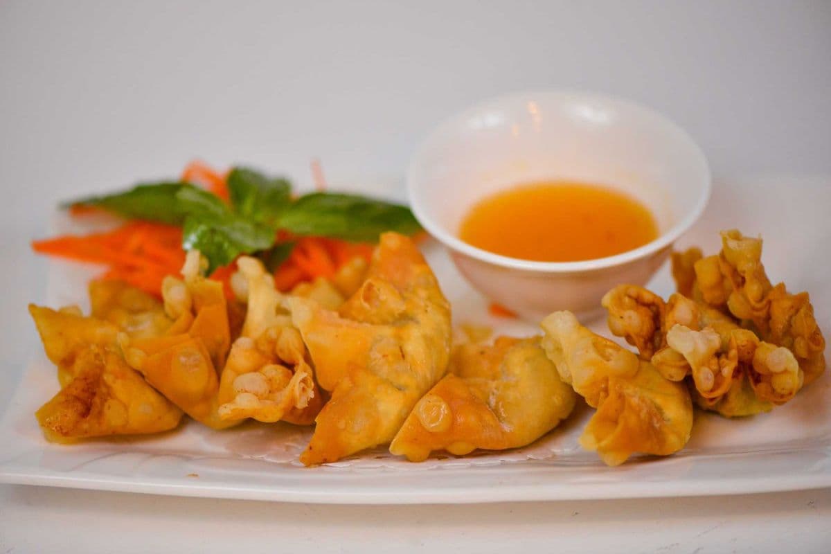 6. Deep-Fried Wontons ( 8 pcs)- Hoanh Thanh Chien