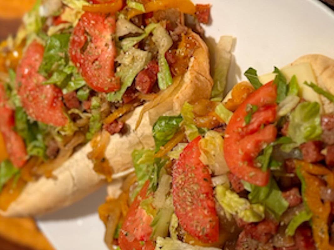 Trio Sous-Marin Philly Bomb 16" / The Philly Bomb 16"