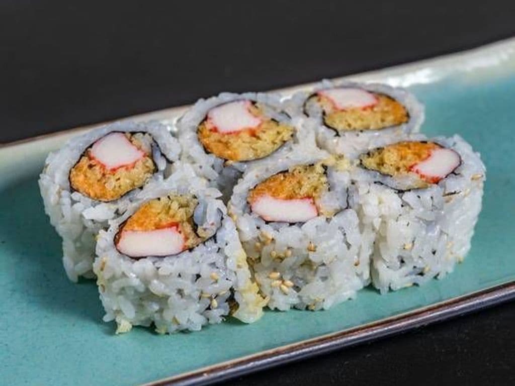 Spicy Crunchy Crab Roll