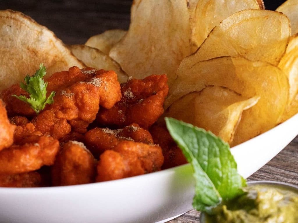 Fish Pakoras & Crisps