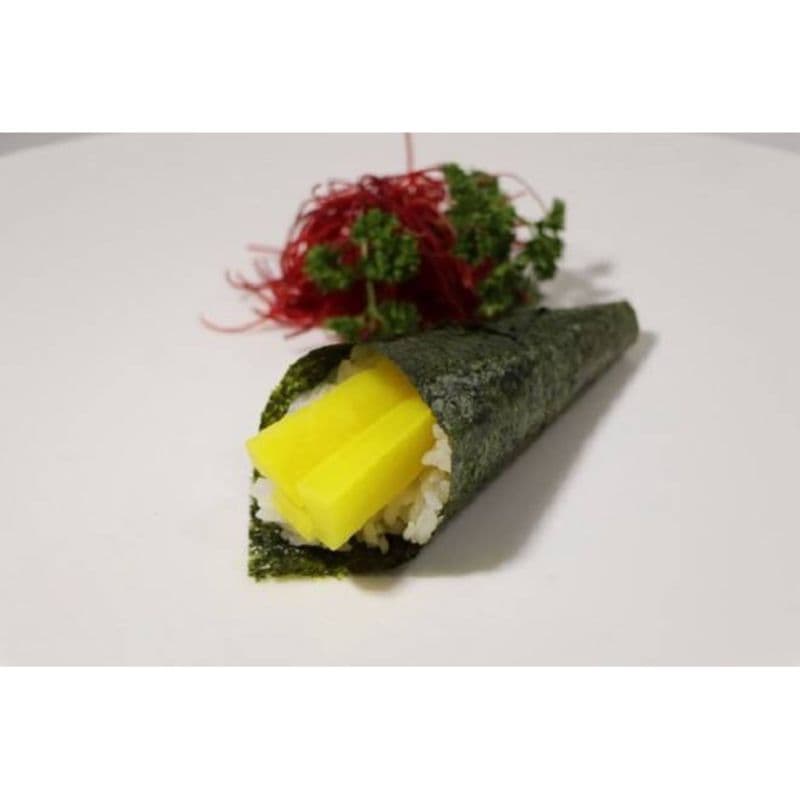 Pickled Radish Hand Roll (1 pc)