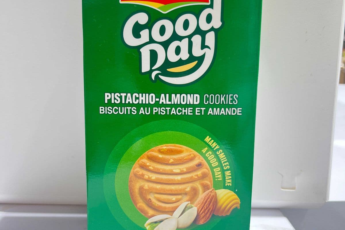 Good Day Pistachio Almond Cookies (4 pack)
