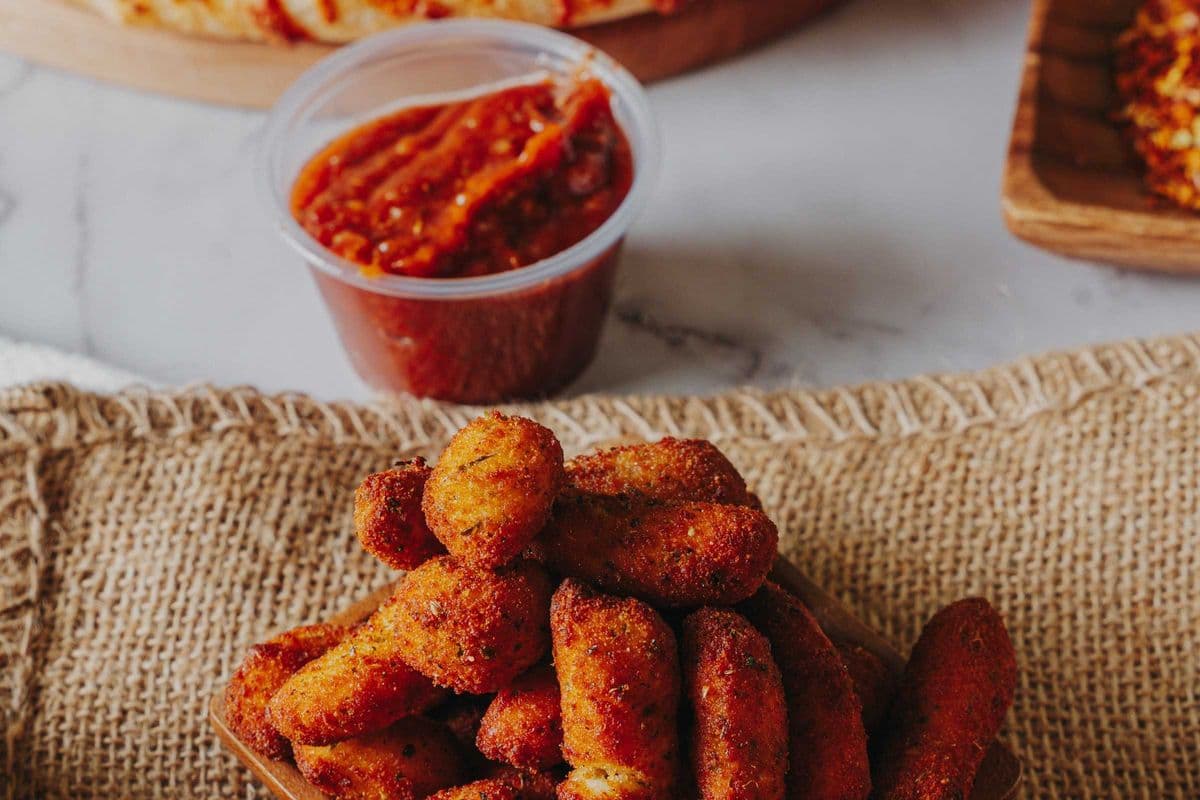 Deep-Fried Breaded Cheese Curds