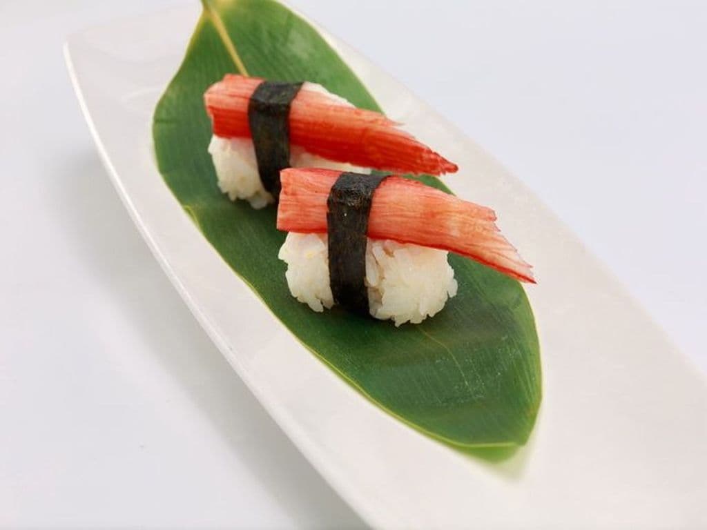 152.Crab Meat Sushi(2pcs)