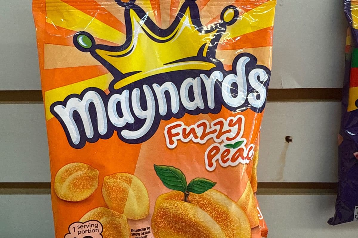 Maynards Fuzzy Peach (154 gm)
