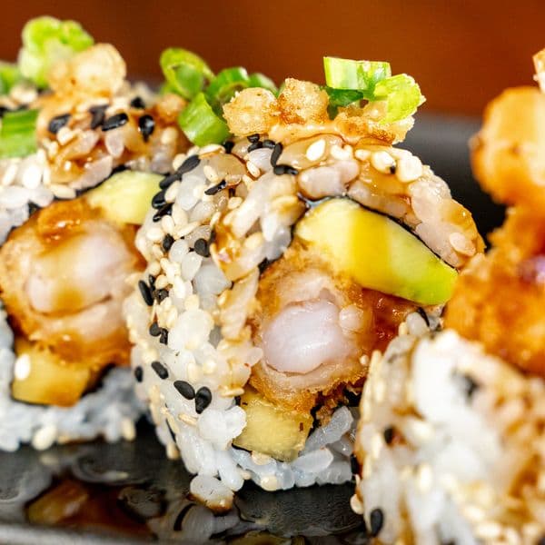 DYNAMITE CRUNCH ROLL