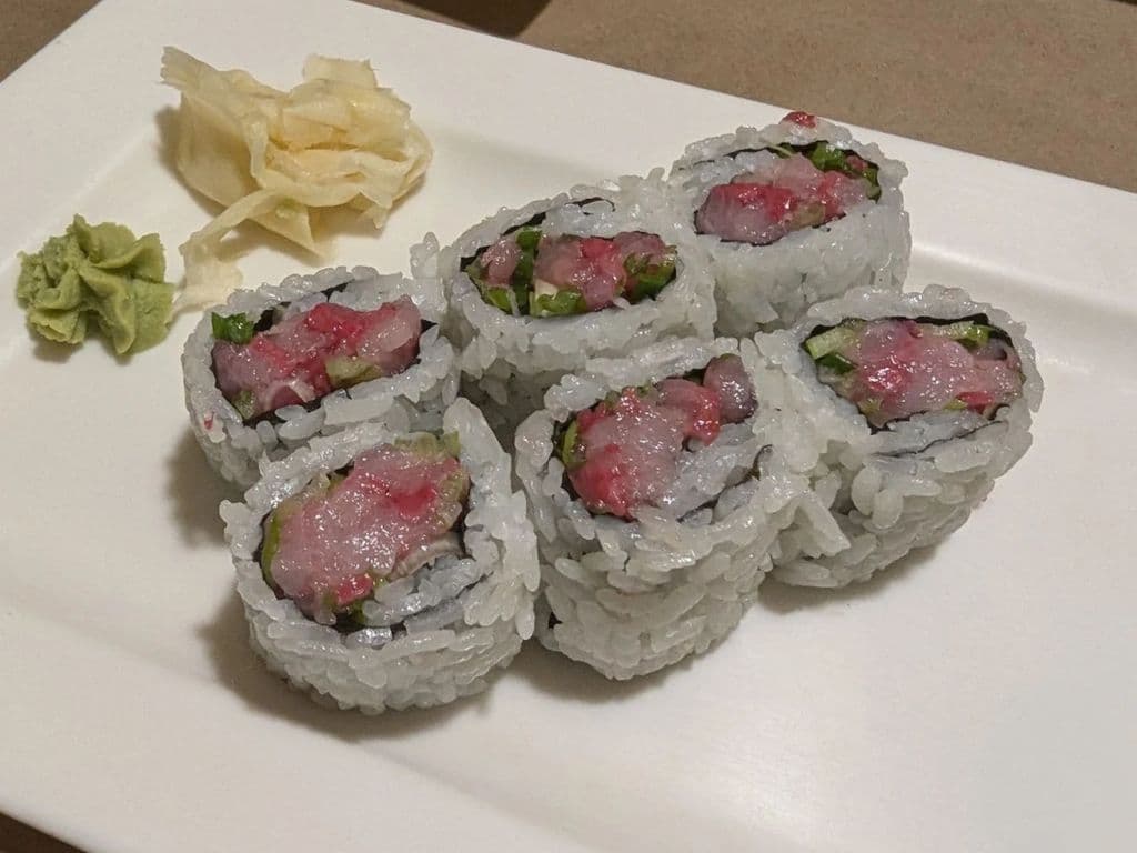 Hamachi with green onion 