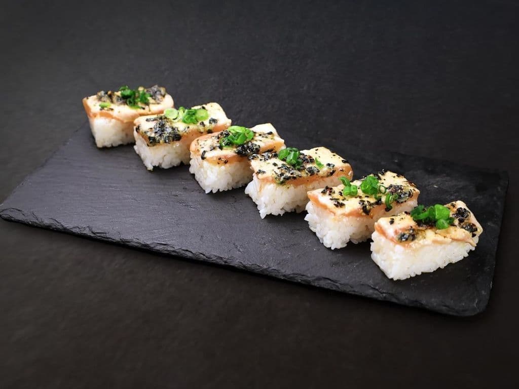 Aburi Tuna Oshi.
