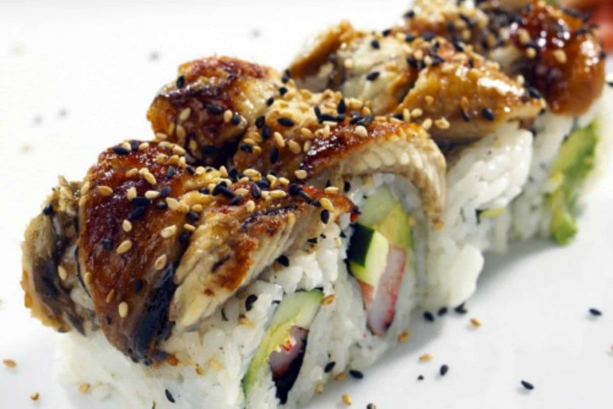 114. Black Dragon Roll (9 pcs)