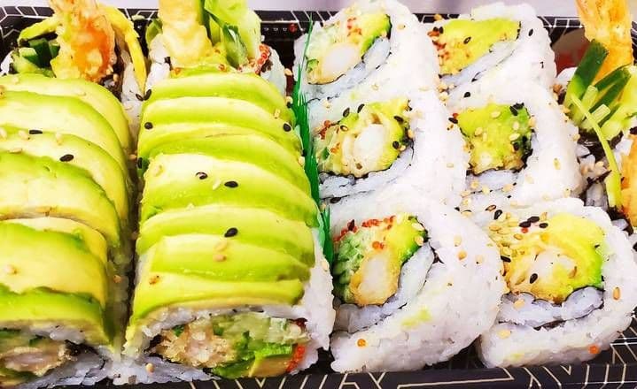 372. Dynamite Roll (8 Pieces) & Green Dragon Roll (8 Pieces)
