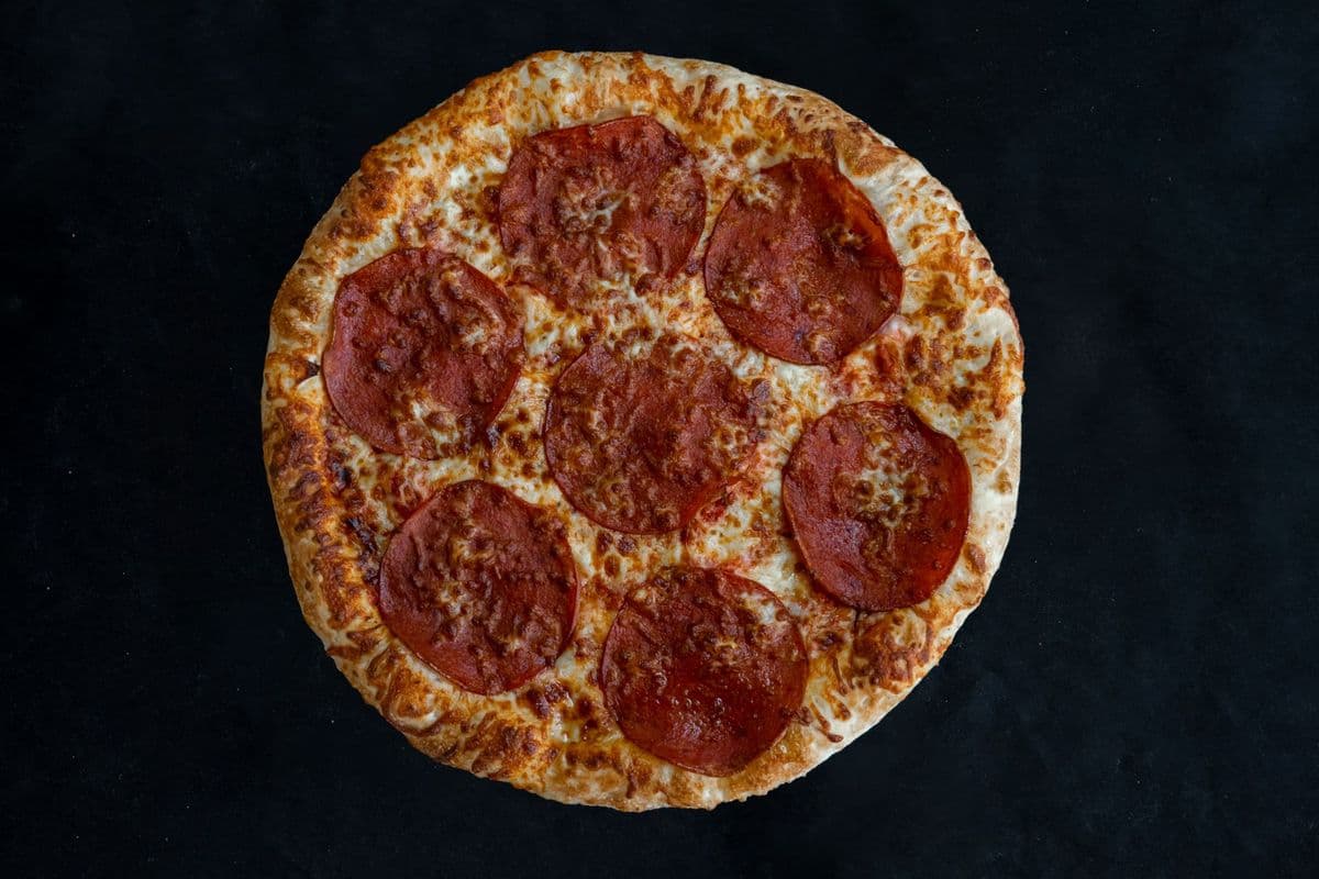 14" Large Pepperoni Pizza