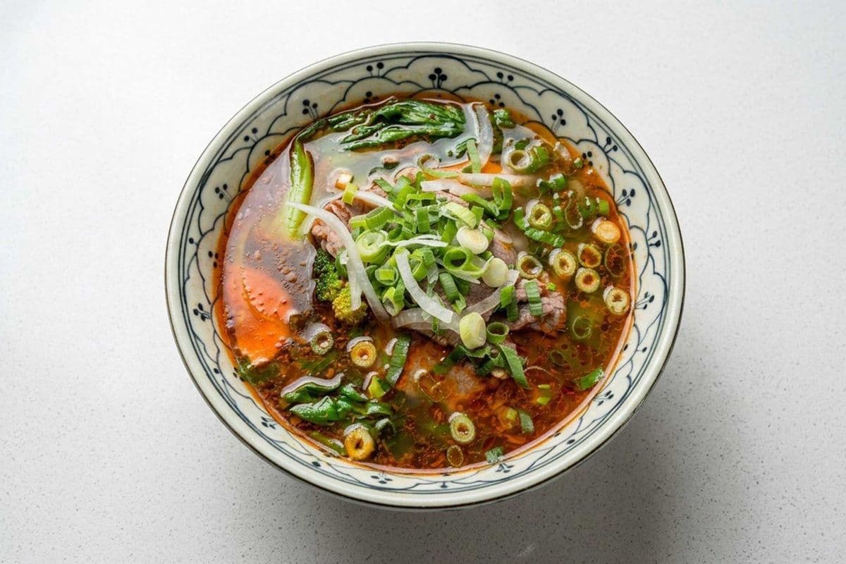 13. Pho Nam Rau Cai Sa Te