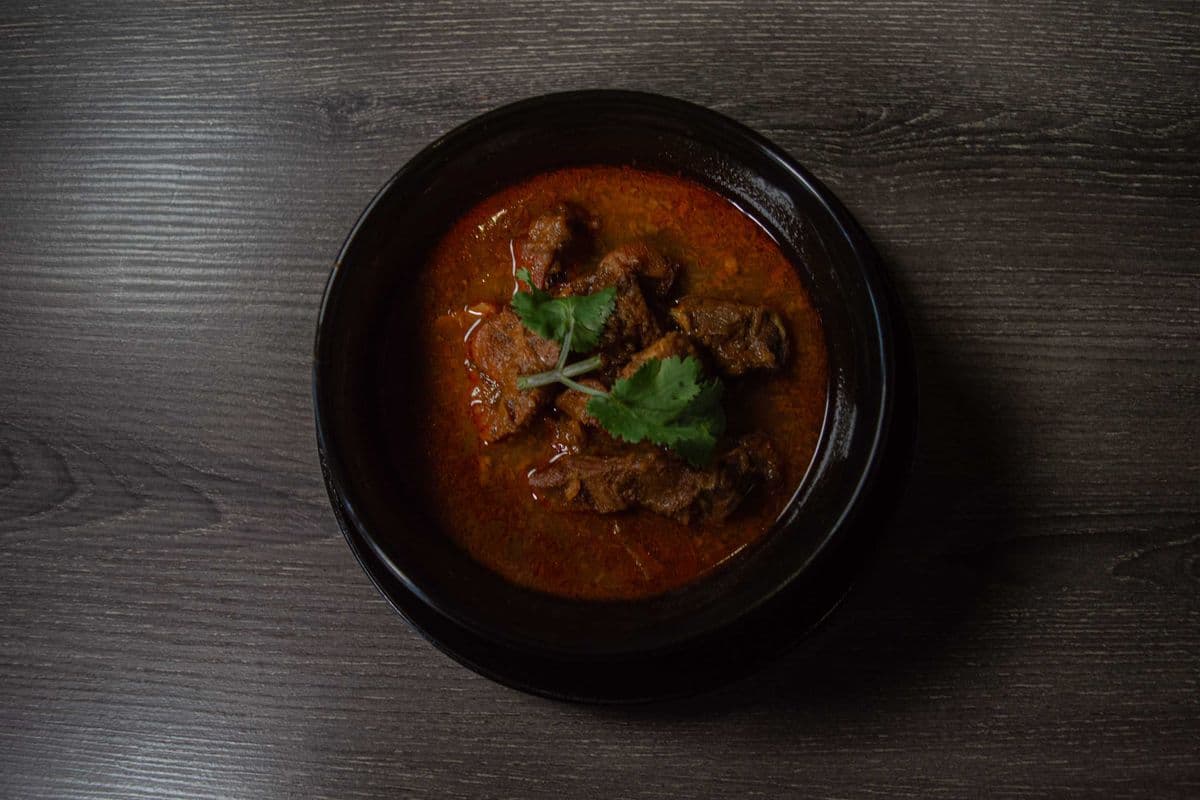 C10. Curry Goat with French (Bread or Rice) (Banh Mi Ca Ri De)