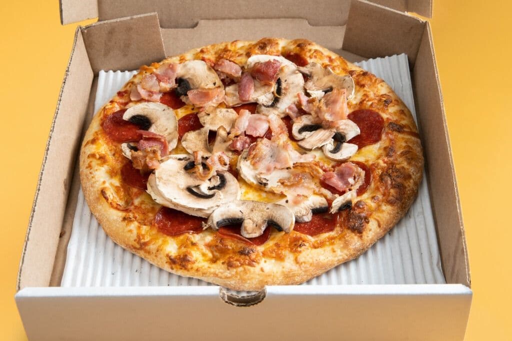 Large Canadian Pizza