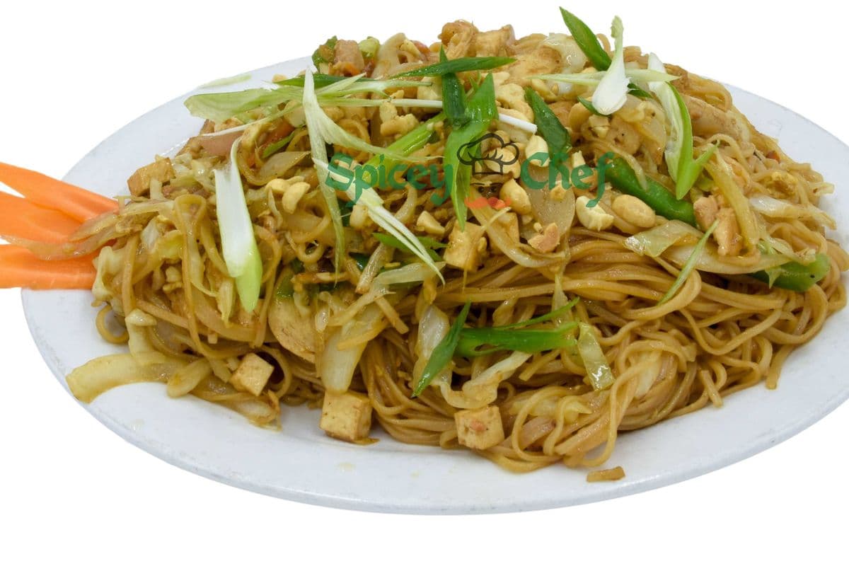 Chicken Pad Thai (Gluten-Friendly) (Dairy-Free) (Nuts)