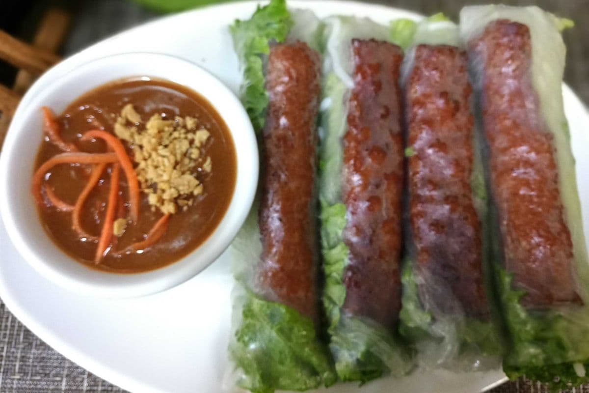 103. Fresh Rolls with Pork Meatballs