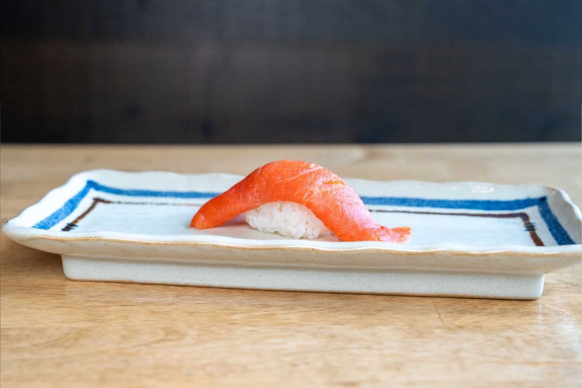Smoked Salmon Nigiri Sushi (1 pc)
