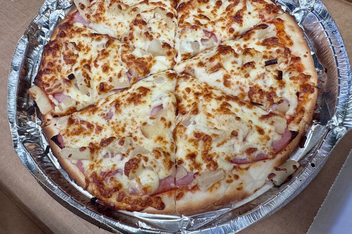 Hawaiian Pizza (Gluten-Friendly)