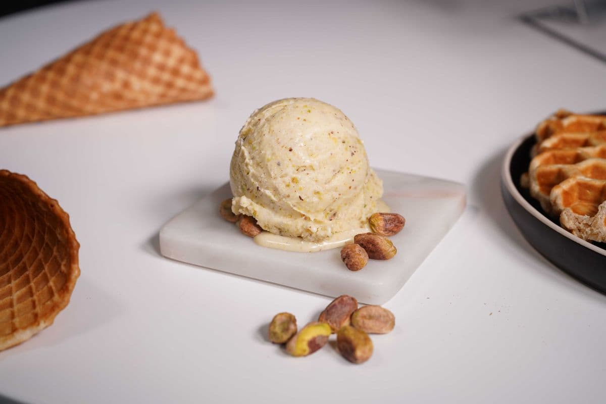 Pot (522 ml) crème glacce - Pistache / Bowl (522 ml) ice cream - Pistachio