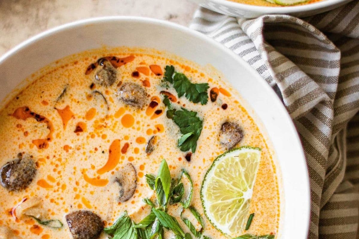 S2. Tom Kha Gai Soup