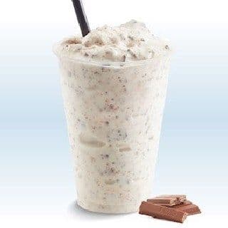 Kitkat Supreme Shake / Lait frappé suprême KitKat