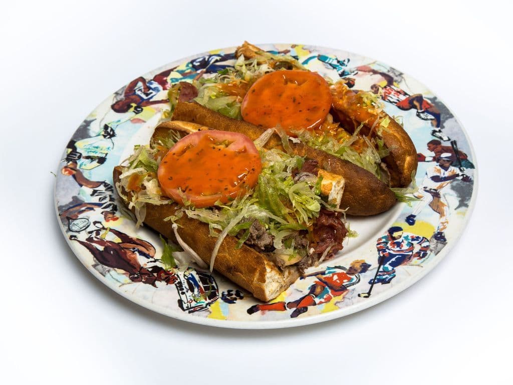 #1 Sous Marin 14'' au steak / #1 -14" submarine with steak 