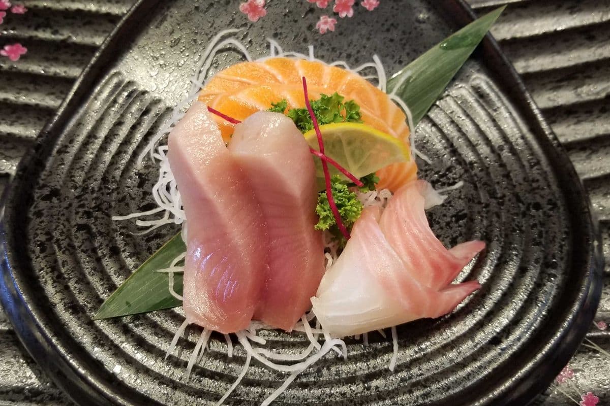Appetizer Sashimi (6 pcs)
