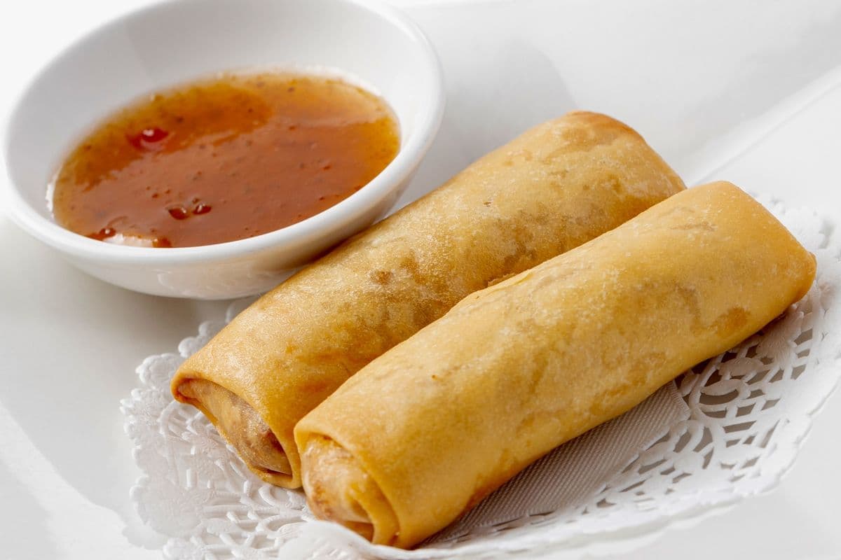 008. Vegetable Spring Rolls (2 pcs) 素春捲
