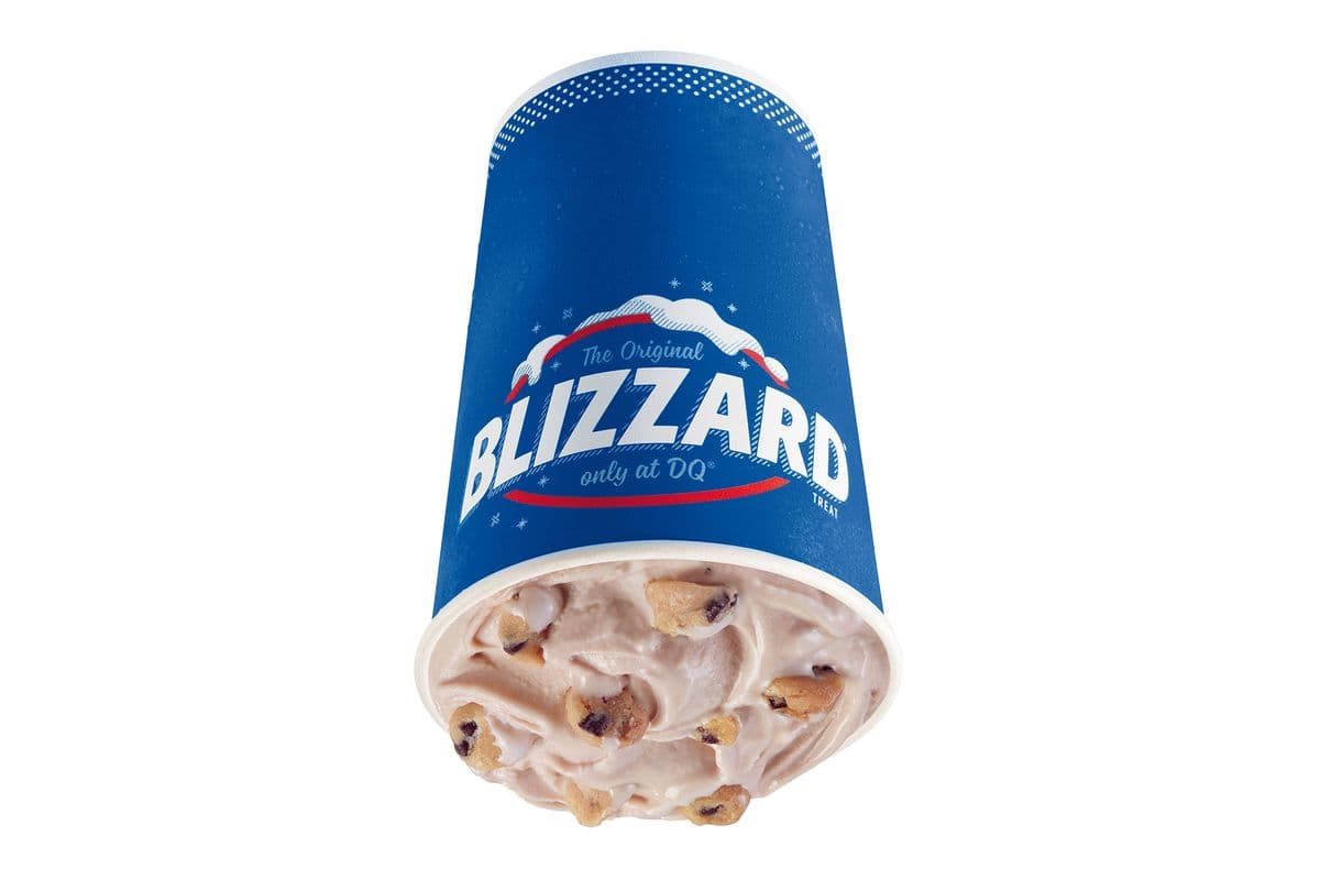 Chocolate Chip Cookie Dough Blizzard®