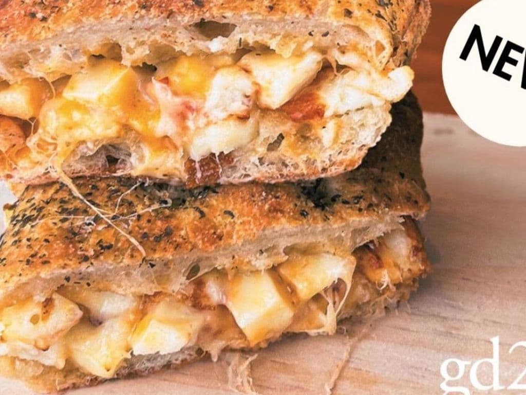 The Hello Halloumi Grilled Melt 
