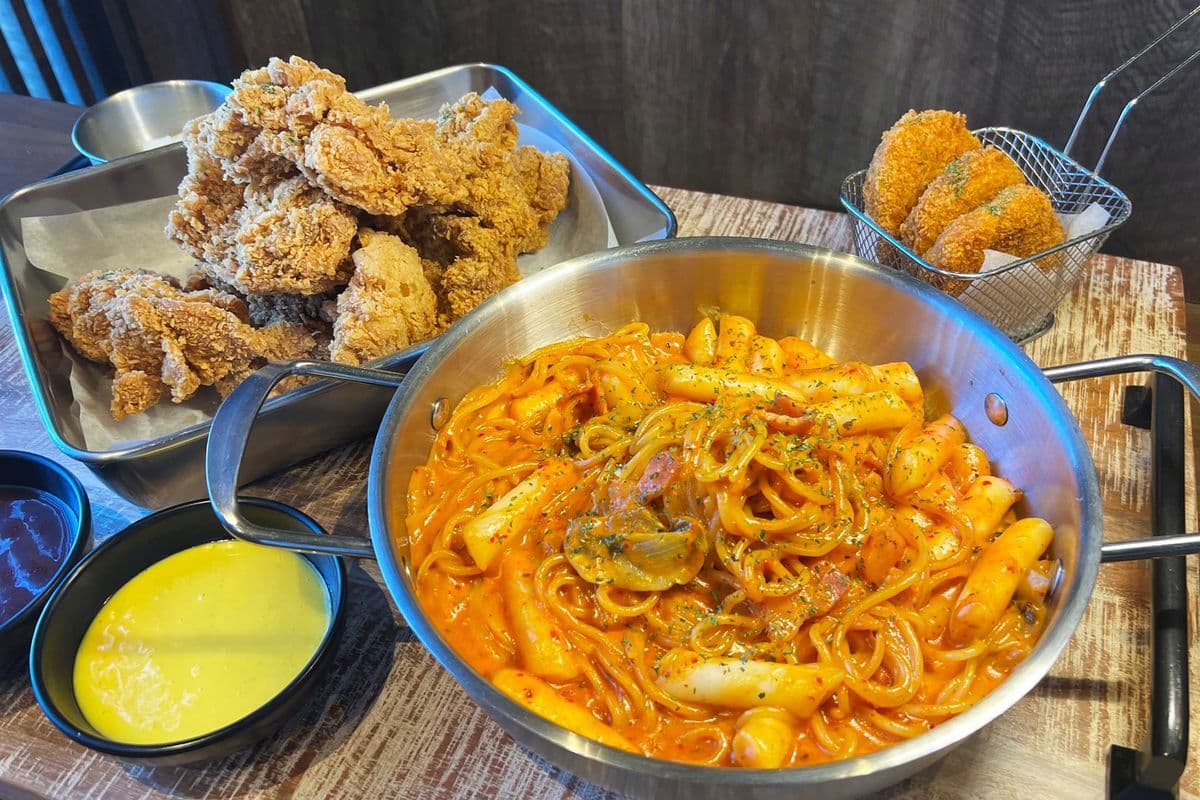 [Noodle C] Rabokki+Chicken+Sweet Potato Croquettes or Self-Rice Balls｜라볶이+치킨+고로케 or 주먹밥