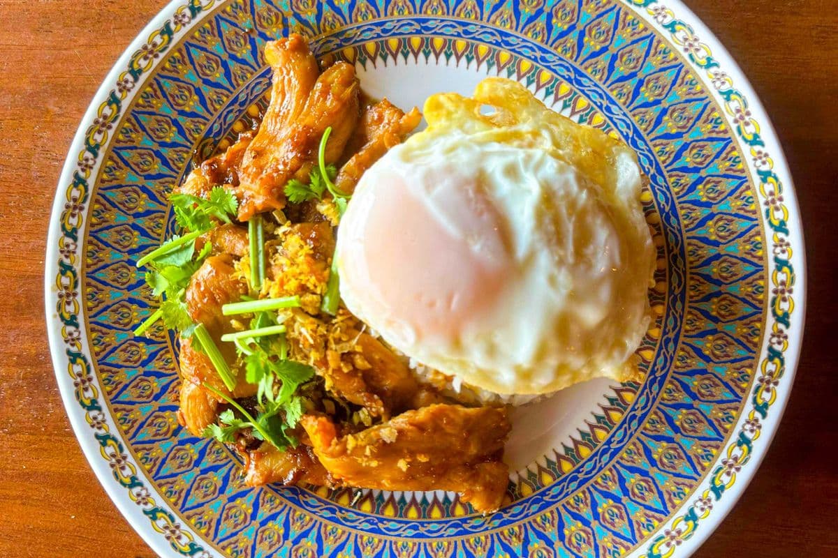 Garlic with Fried Egg