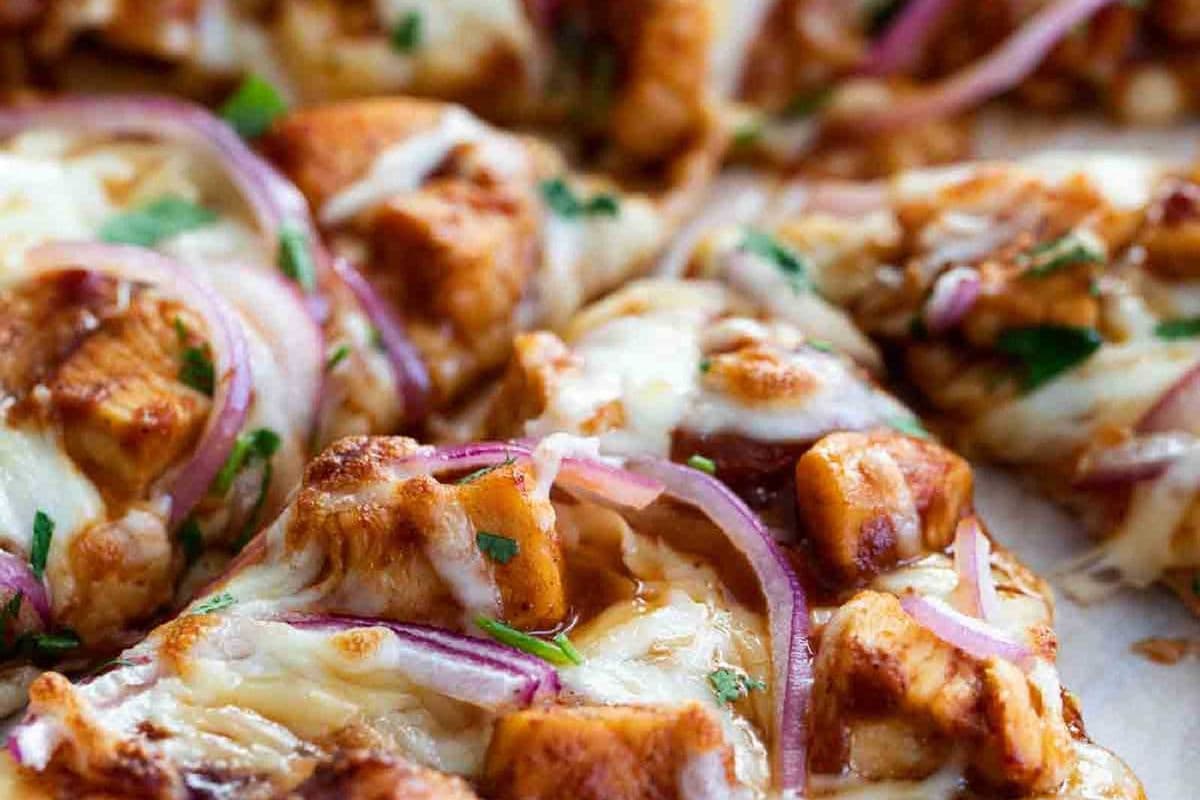 Extra Large 16" BBQ Chicken Pizza
