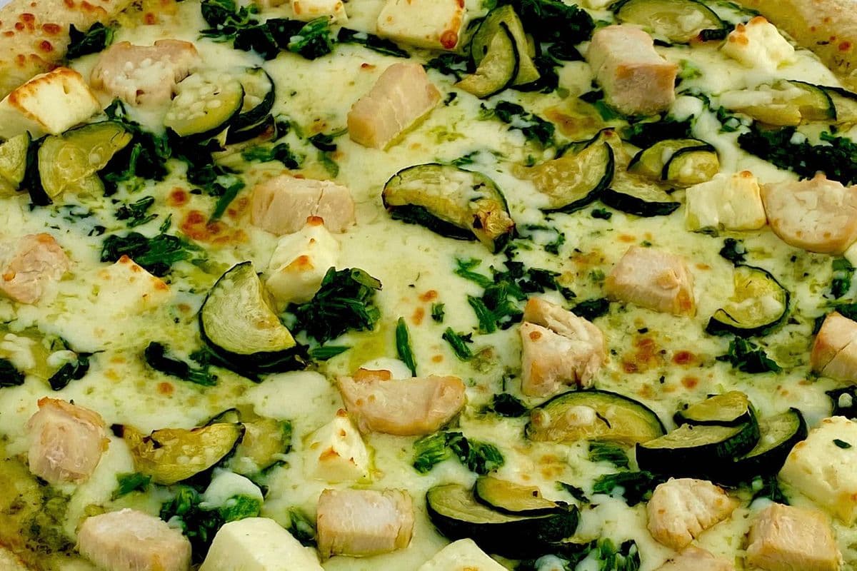 10" Small Chicken Pesto Pizza