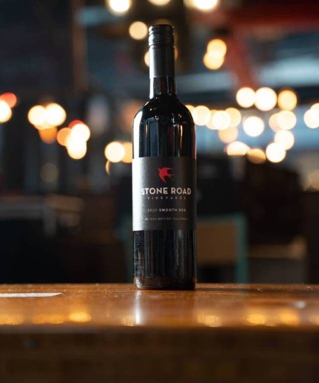 Stone Road Red Blend, 750ml Bottle Red Wine (13.3% ABV)
