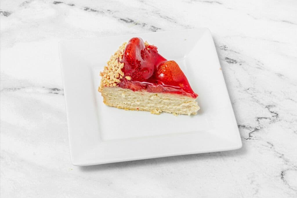 Strawberry New York Cheesecake (Slice)