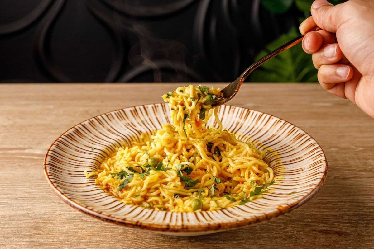 Pahadon Waali Maggi