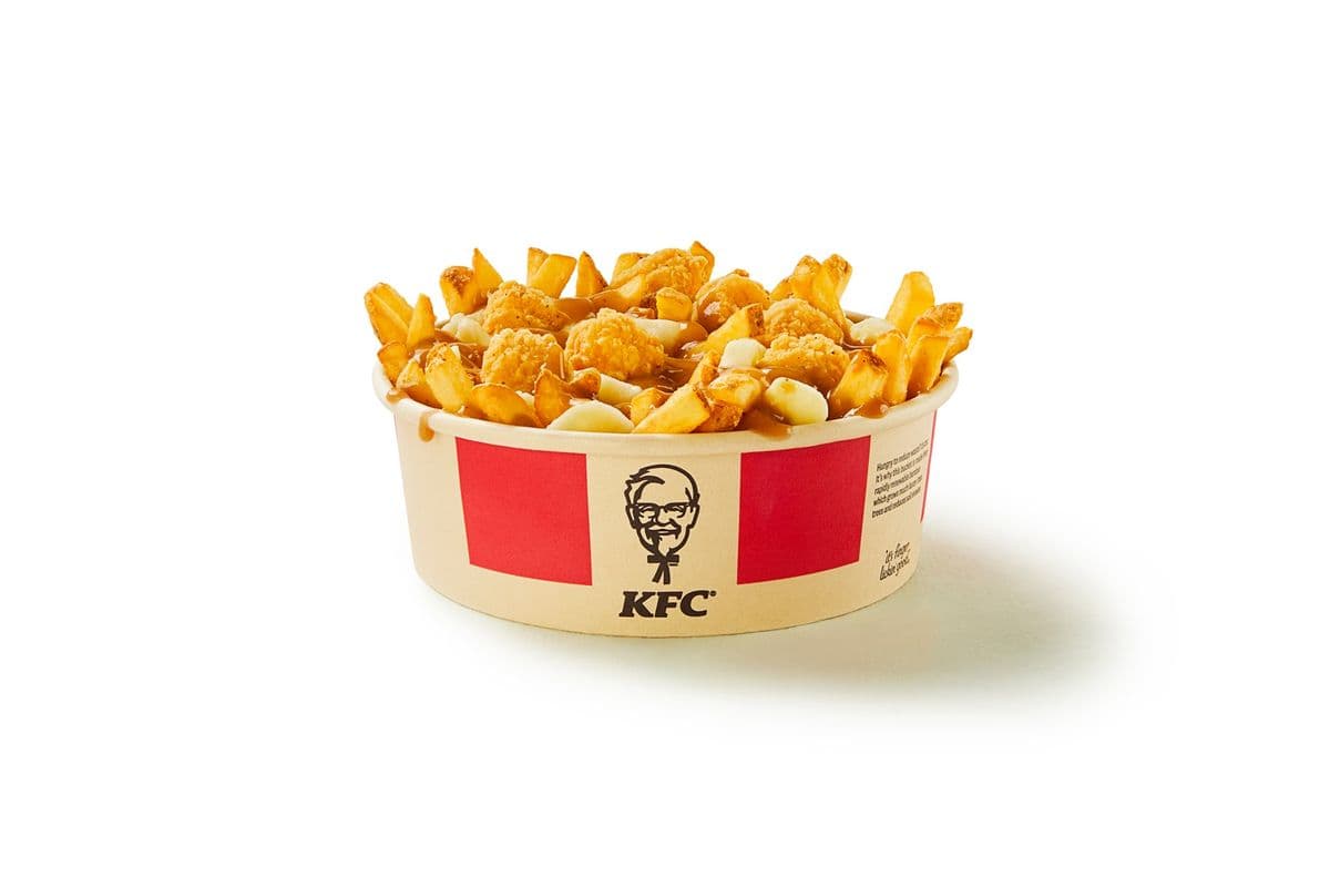 Large Popcorn Chicken Poutine